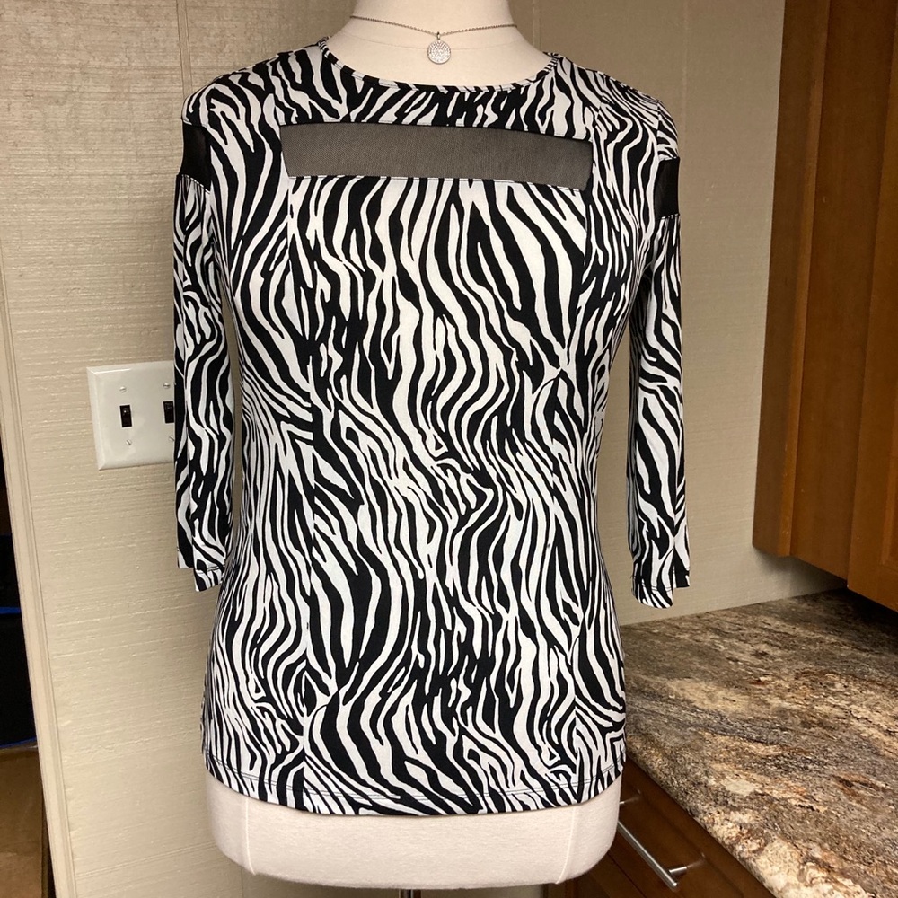 Sexy zebra briny blouse by Simonton Says.